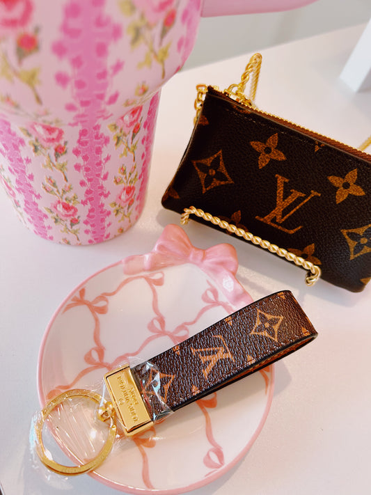 🌟lu’s brown keychain🌟